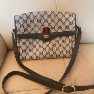 Vintage Gucci Sherry GG Supreme Canvas Shoulder Bag ASL3183